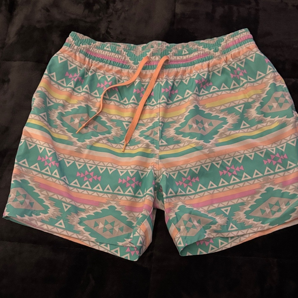 Men’s Chubbies (L)